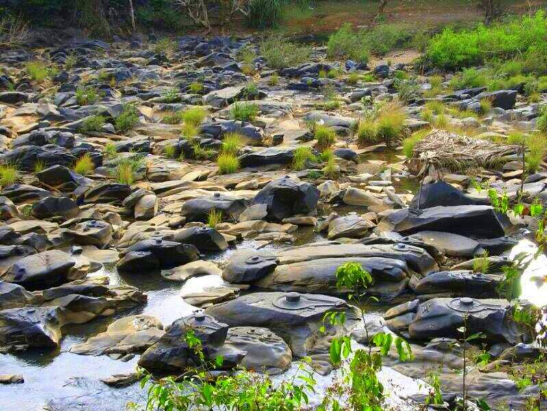 Sirsi Sahasra Shiva Linga on River Shalmala